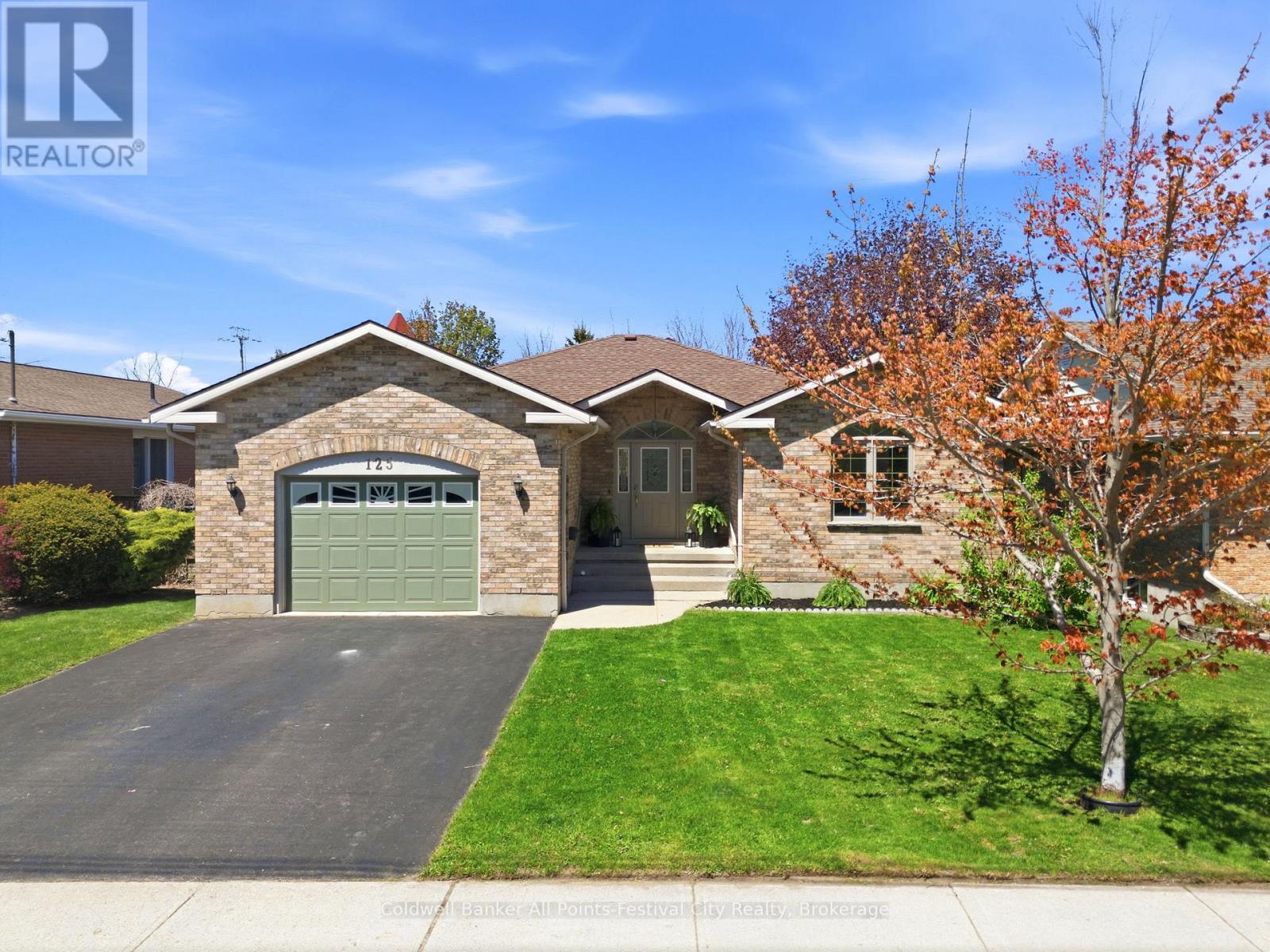 125 Picton Street E, Goderich (Goderich (Town)), ON - Outdoor