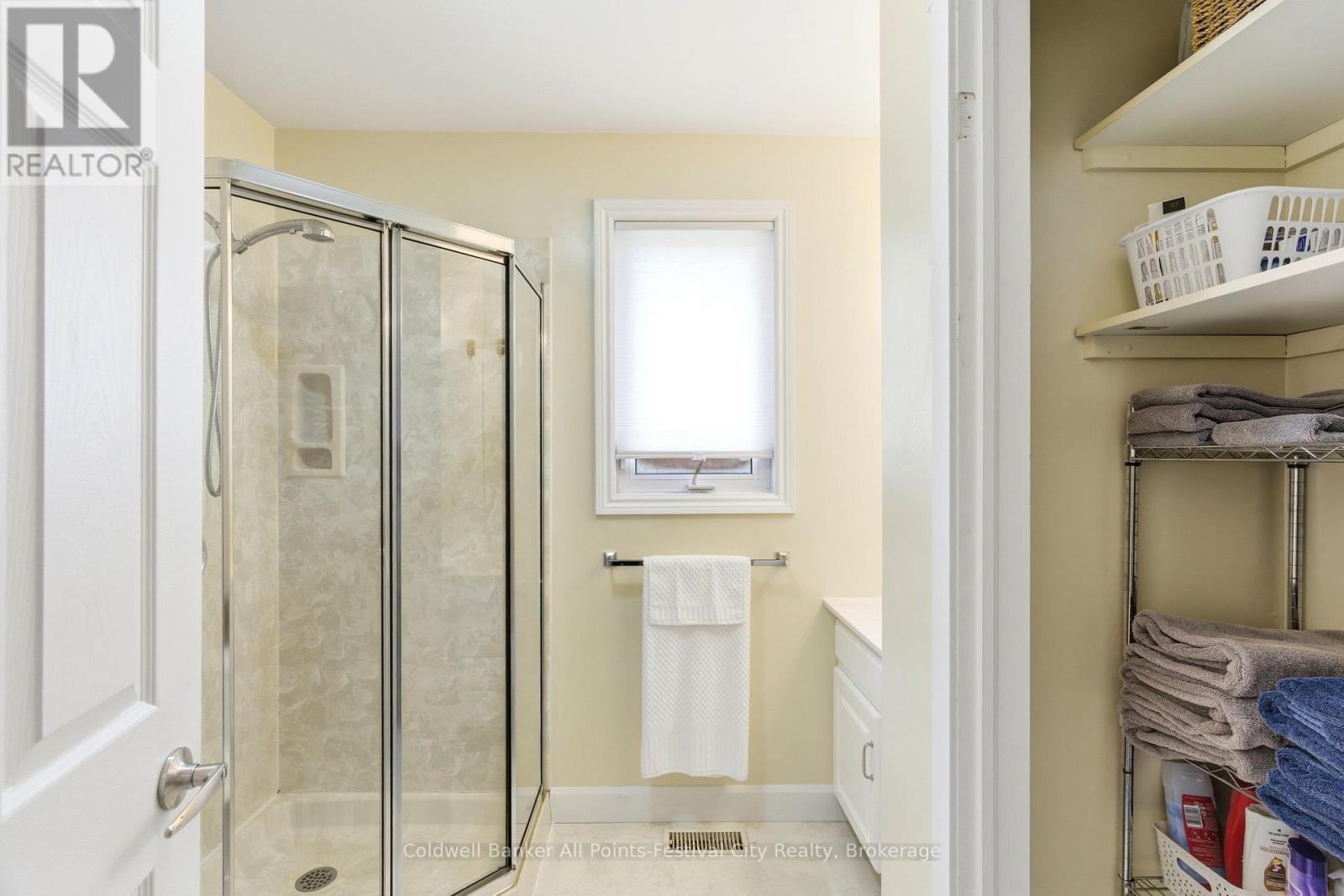 125 Picton Street E, Goderich (Goderich (Town)), ON - Indoor Photo Showing Bathroom