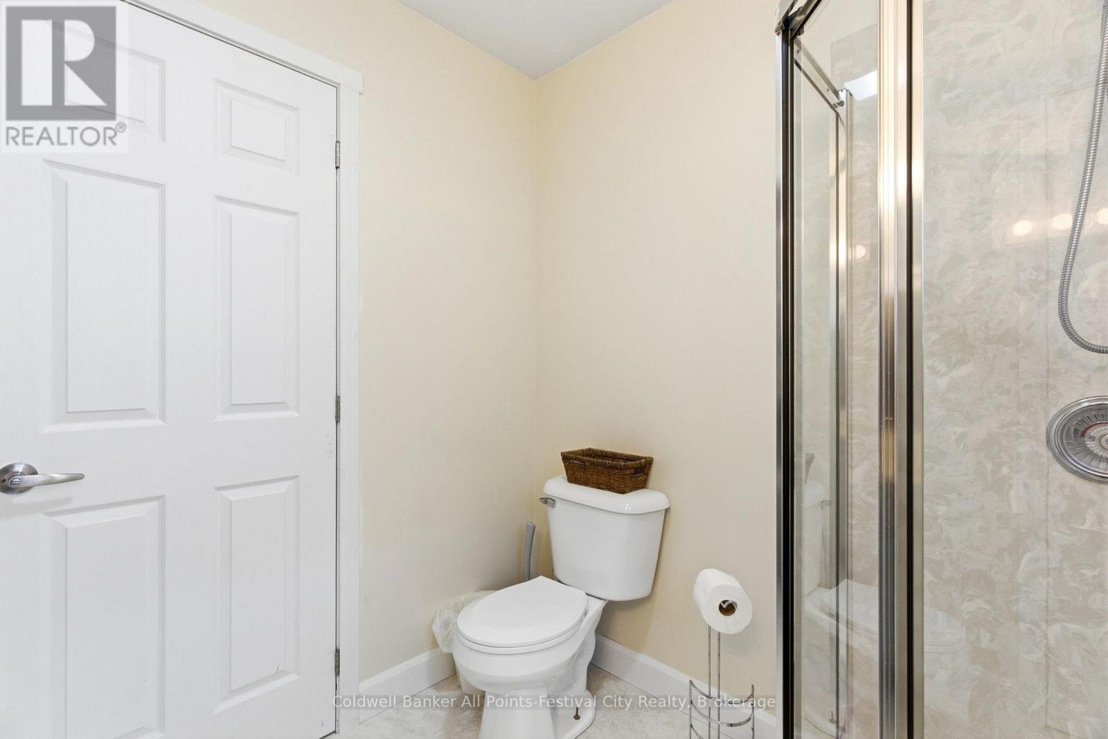 125 Picton Street E, Goderich (Goderich (Town)), ON - Indoor Photo Showing Bathroom