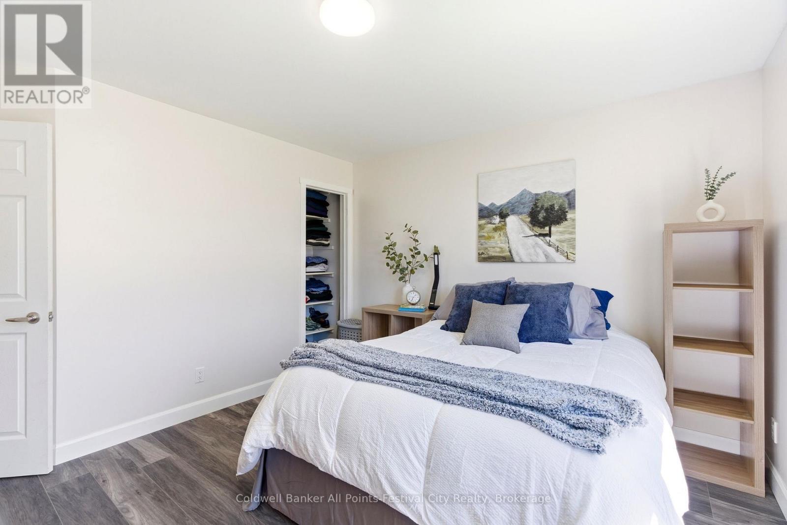 125 Picton Street E, Goderich (Goderich (Town)), ON - Indoor Photo Showing Bedroom