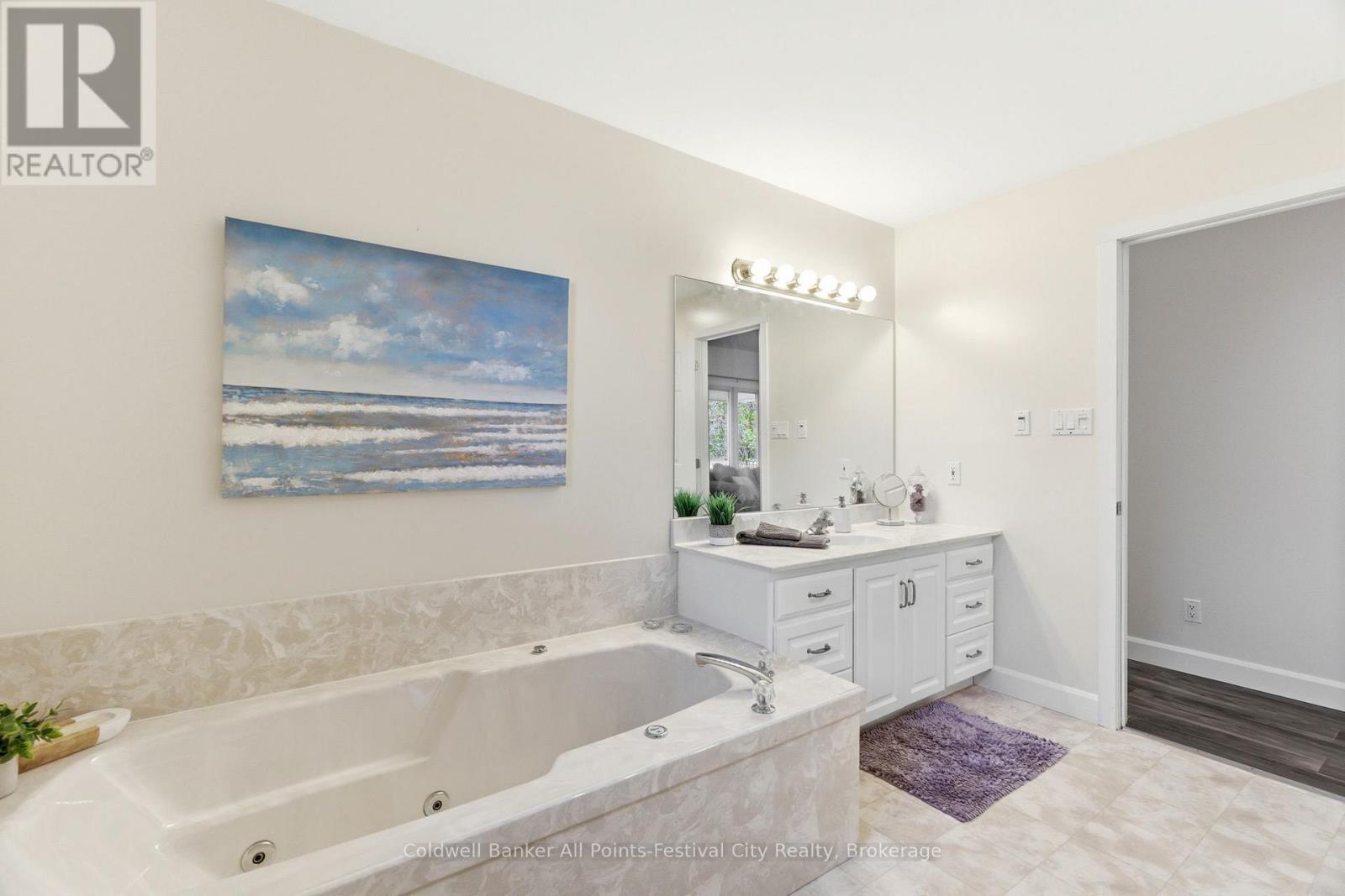 125 Picton Street E, Goderich (Goderich (Town)), ON - Indoor Photo Showing Bathroom