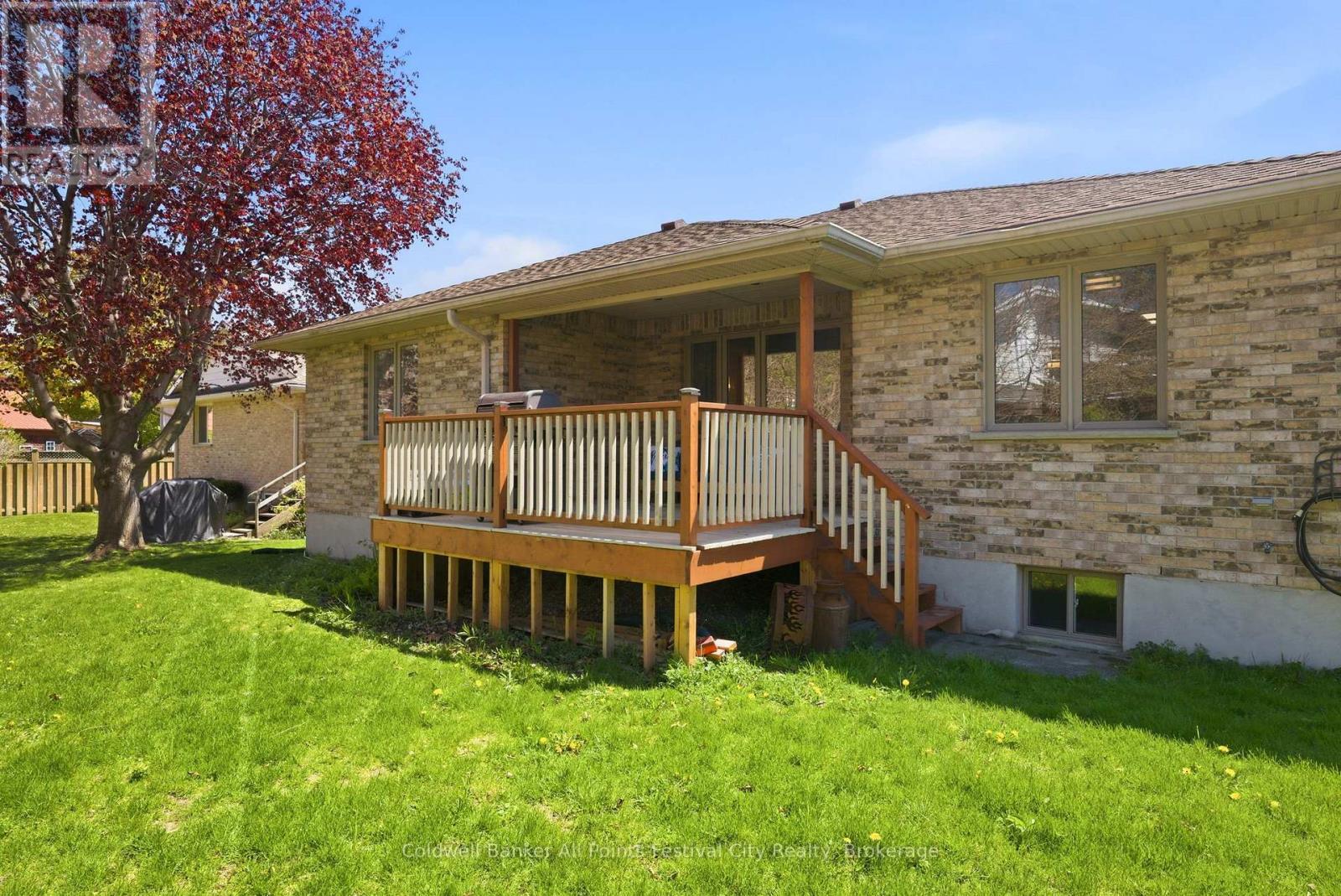 125 Picton Street E, Goderich (Goderich (Town)), ON - Outdoor With Deck Patio Veranda