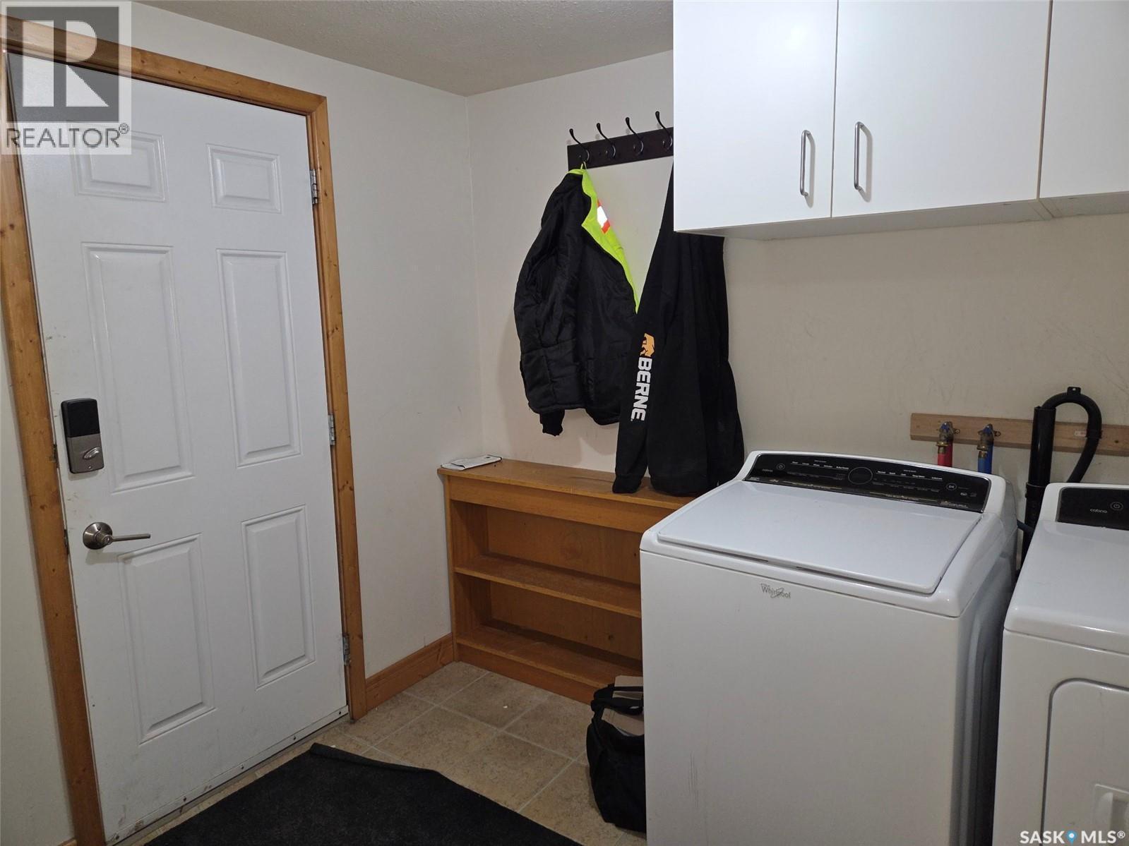 111 Centre Street, St.Benedict, SK - Indoor Photo Showing Laundry Room