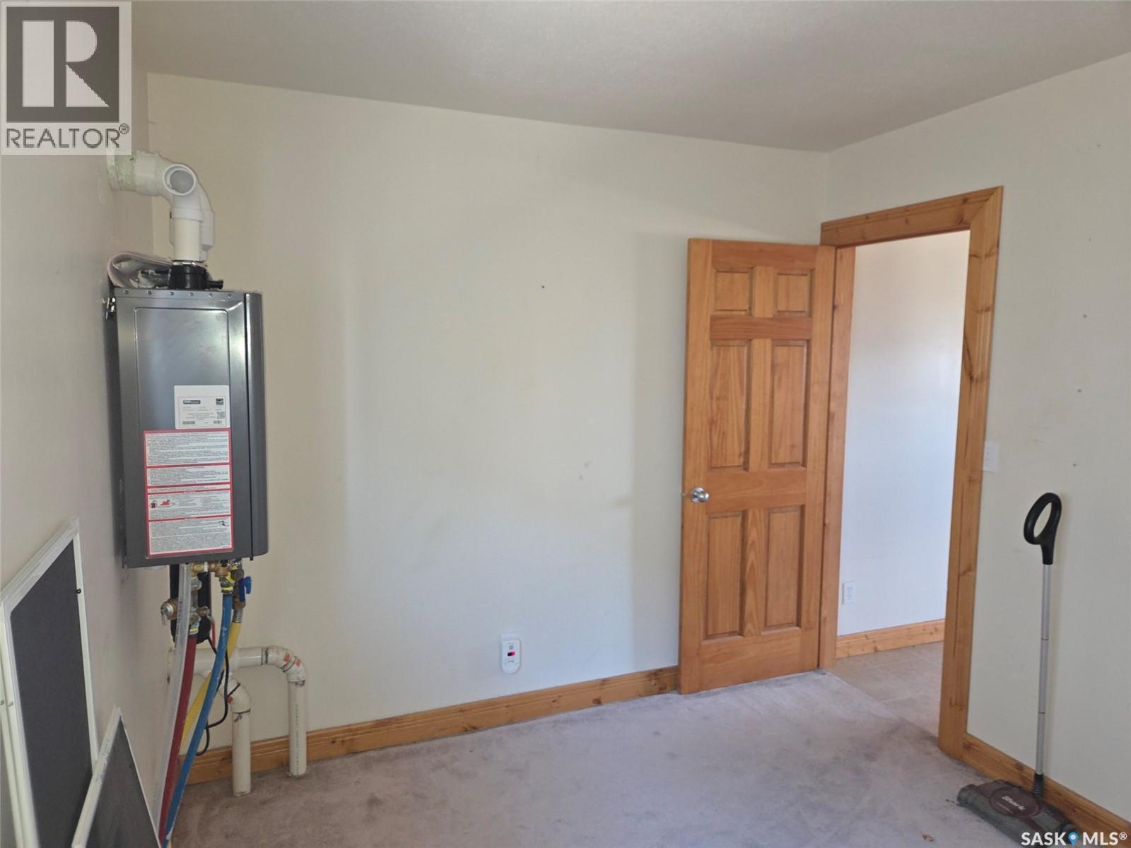 111 Centre Street, St.Benedict, SK - Indoor Photo Showing Other Room
