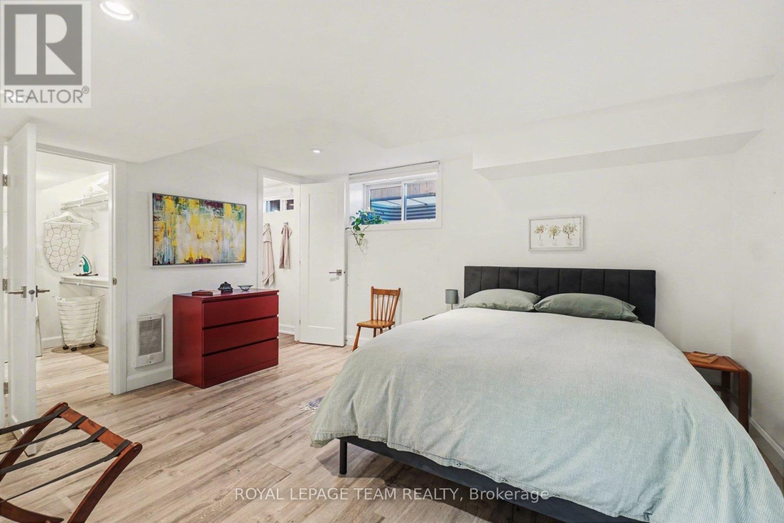 2149 Dublin Avenue, Ottawa, ON - Indoor Photo Showing Bedroom