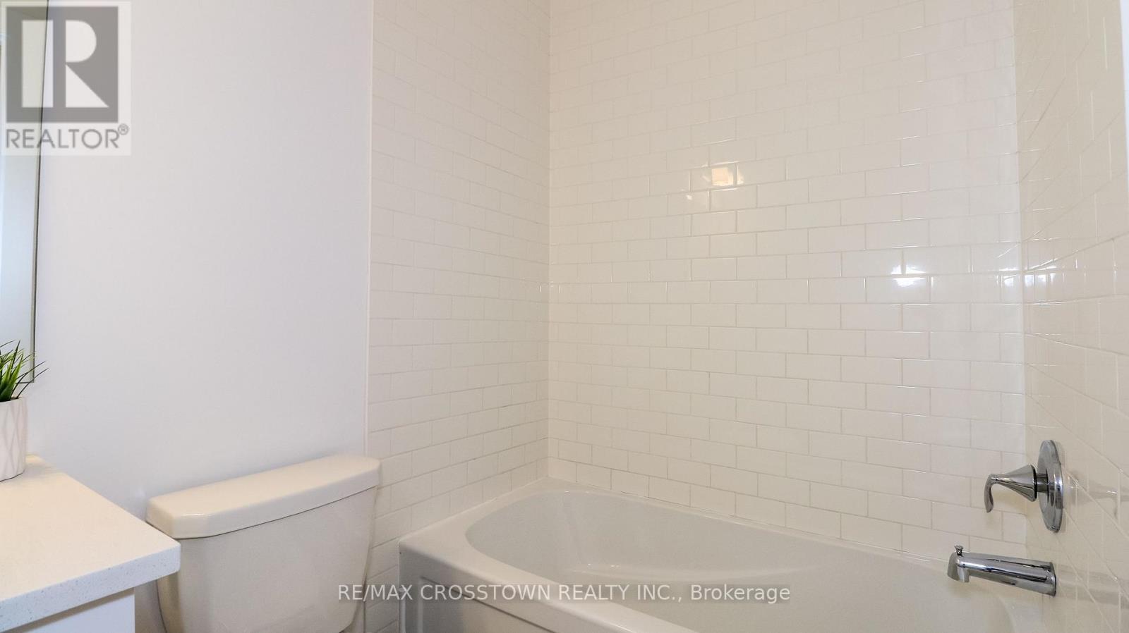3 Julia Crescent, Midland, ON - Indoor Photo Showing Bathroom