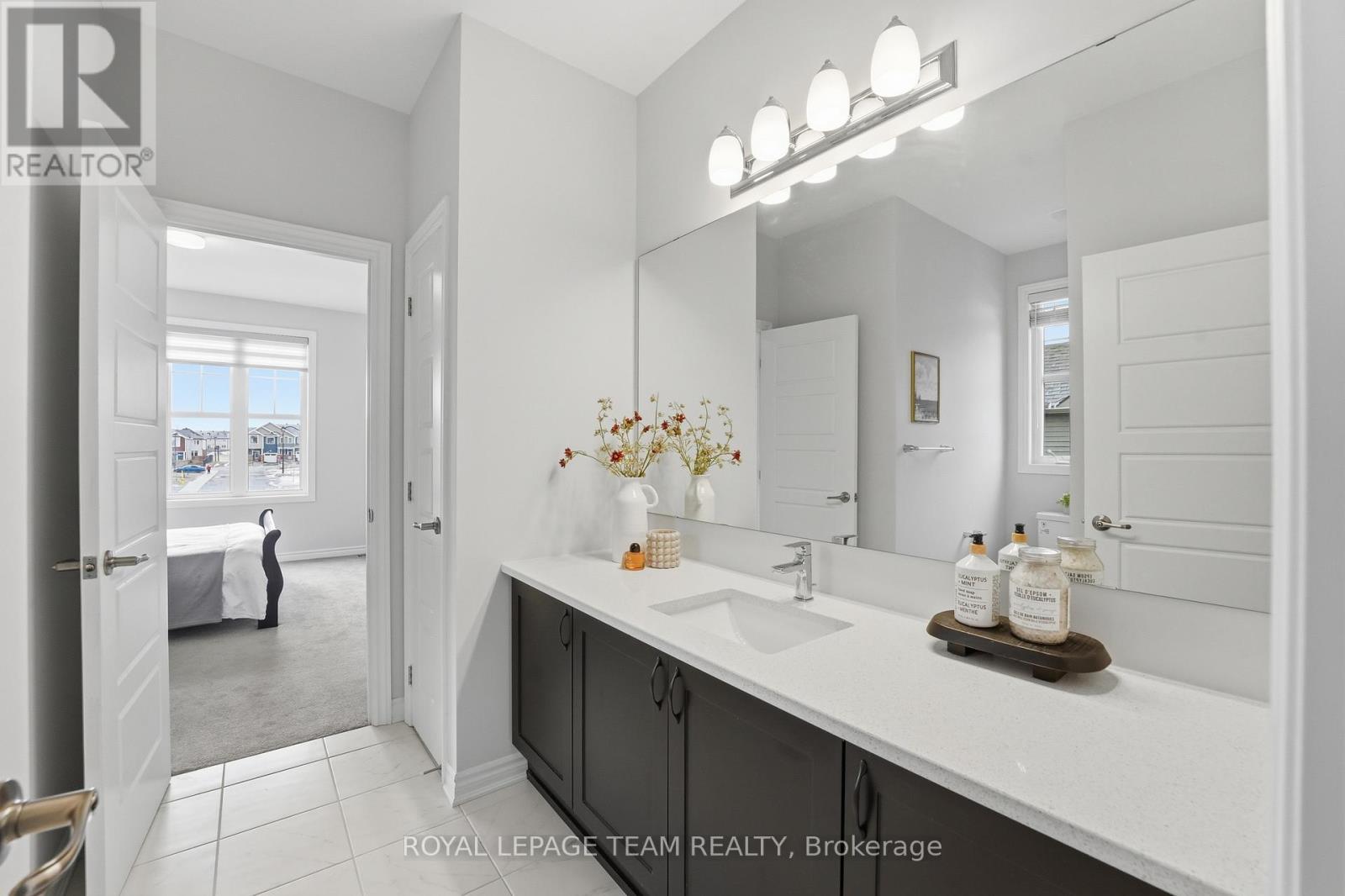643 Rye Grass Way, Ottawa, ON - Indoor Photo Showing Bathroom