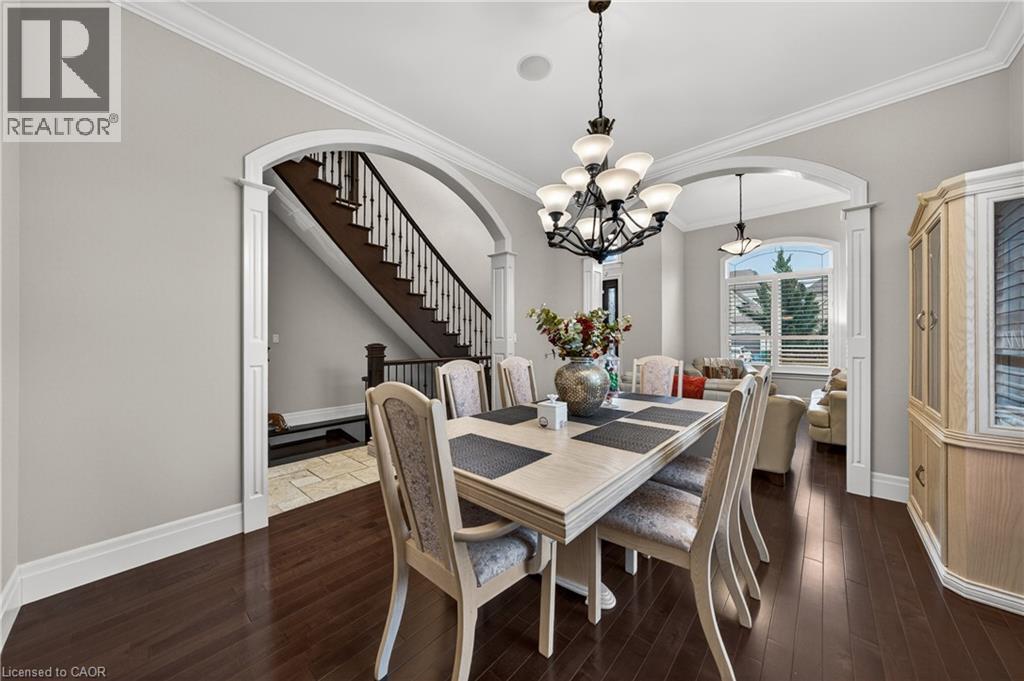 245 Joseph Schoerg Crescent, Kitchener, ON - Indoor Photo Showing Dining Room