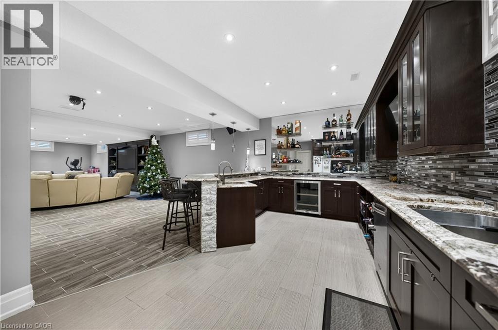 245 Joseph Schoerg Crescent, Kitchener, ON - Indoor Photo Showing Kitchen With Double Sink With Upgraded Kitchen