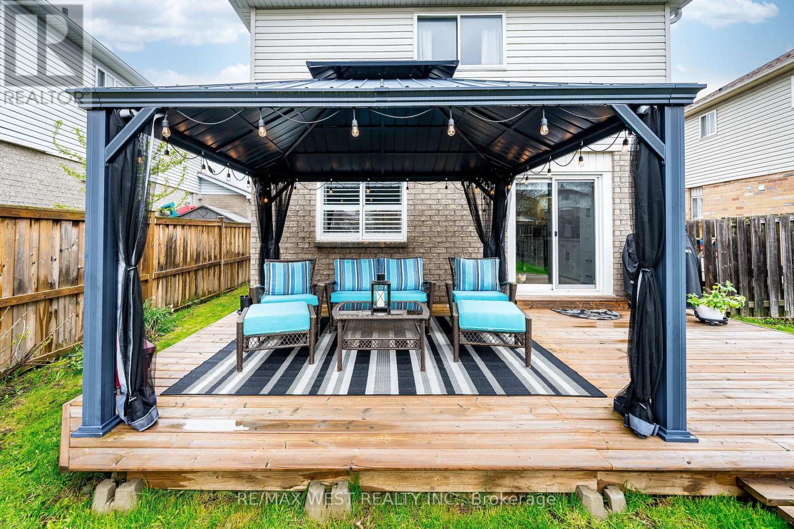5 Moir Crescent, Barrie, ON - Outdoor With Deck Patio Veranda With Exterior