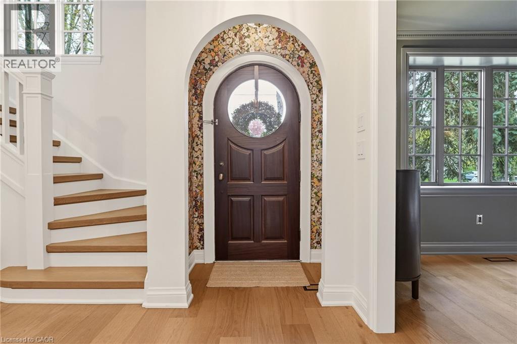 3081 Balmoral Avenue, Burlington, ON - Indoor Photo Showing Other Room