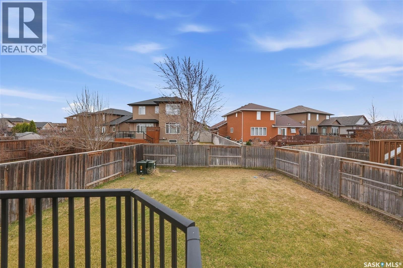 519 Rempel Manor, Saskatoon, SK - Outdoor