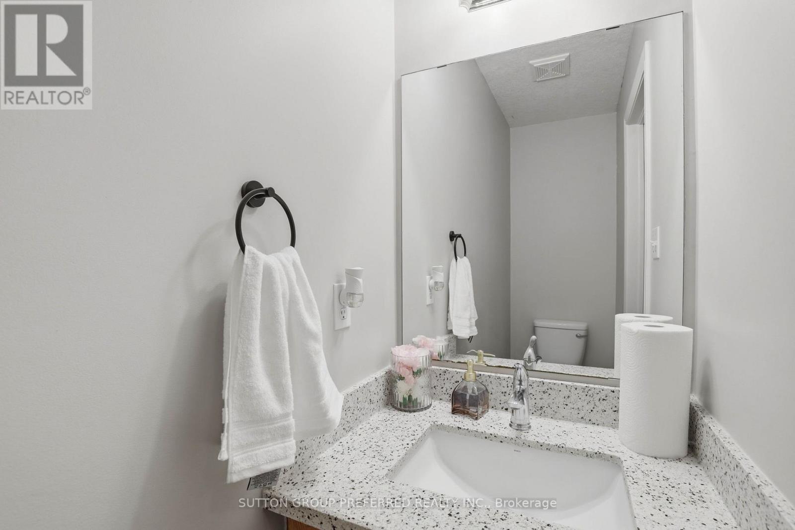 187 Hollyridge Crescent, Kitchener, ON - Indoor Photo Showing Bathroom