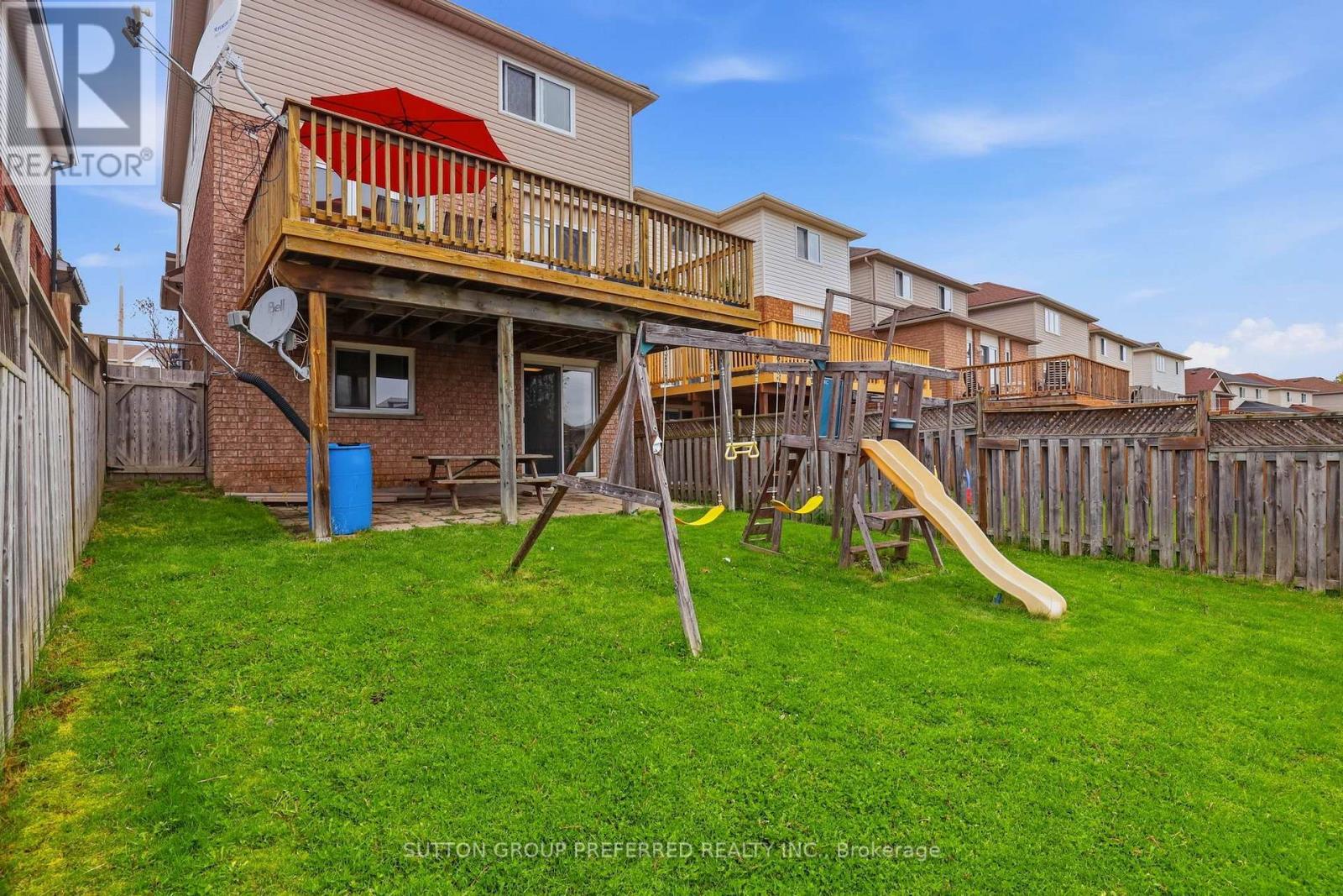 187 Hollyridge Crescent, Kitchener, ON - Outdoor With Exterior
