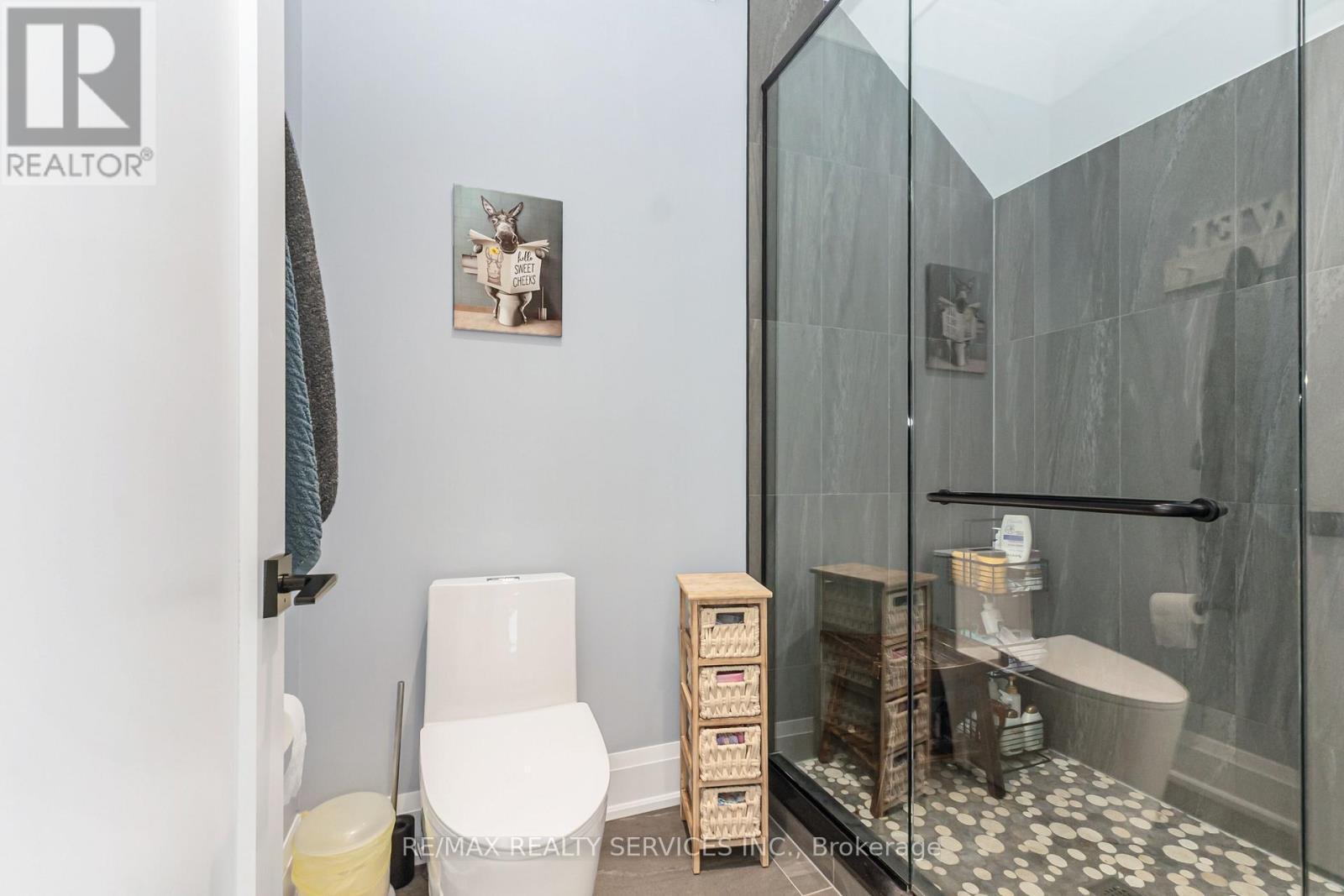 833180 4Th Line Ehs, Mono, ON - Indoor Photo Showing Bathroom