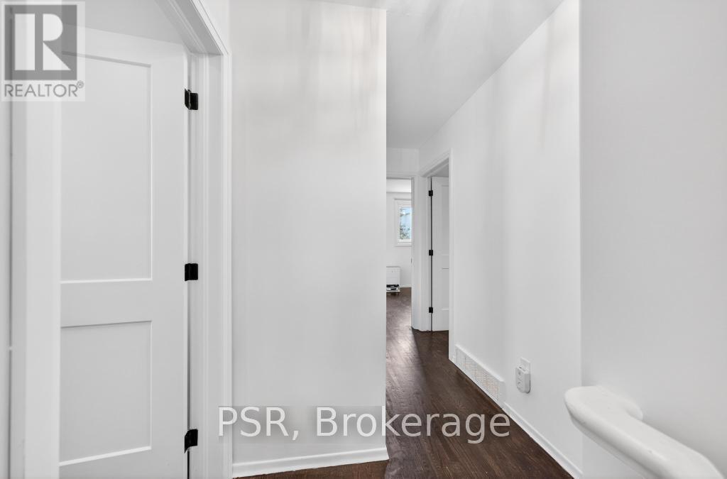 19 Glen Forest Drive, Hamilton, ON - Indoor Photo Showing Other Room
