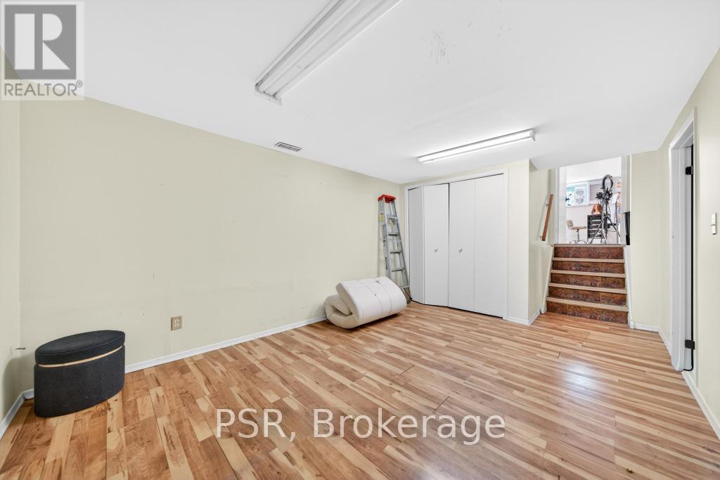 19 Glen Forest Drive, Hamilton, ON - Indoor Photo Showing Other Room