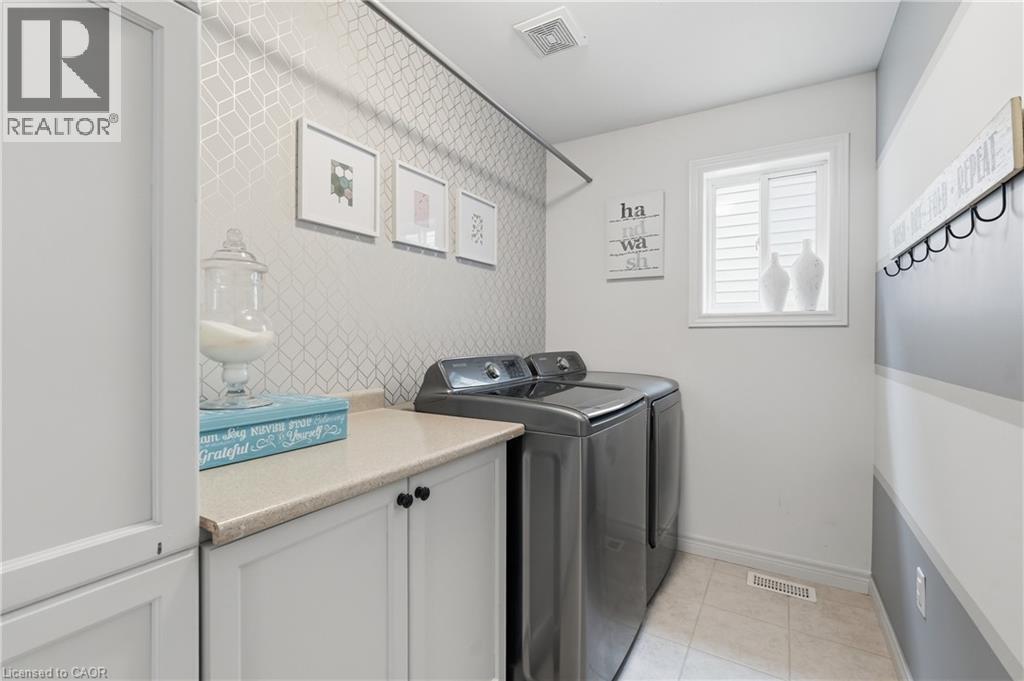 36 Pavilion Drive, Binbrook, ON - Indoor Photo Showing Laundry Room