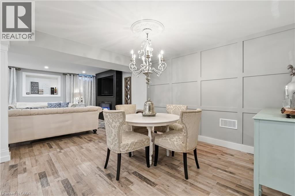 36 Pavilion Drive, Binbrook, ON - Indoor Photo Showing Dining Room