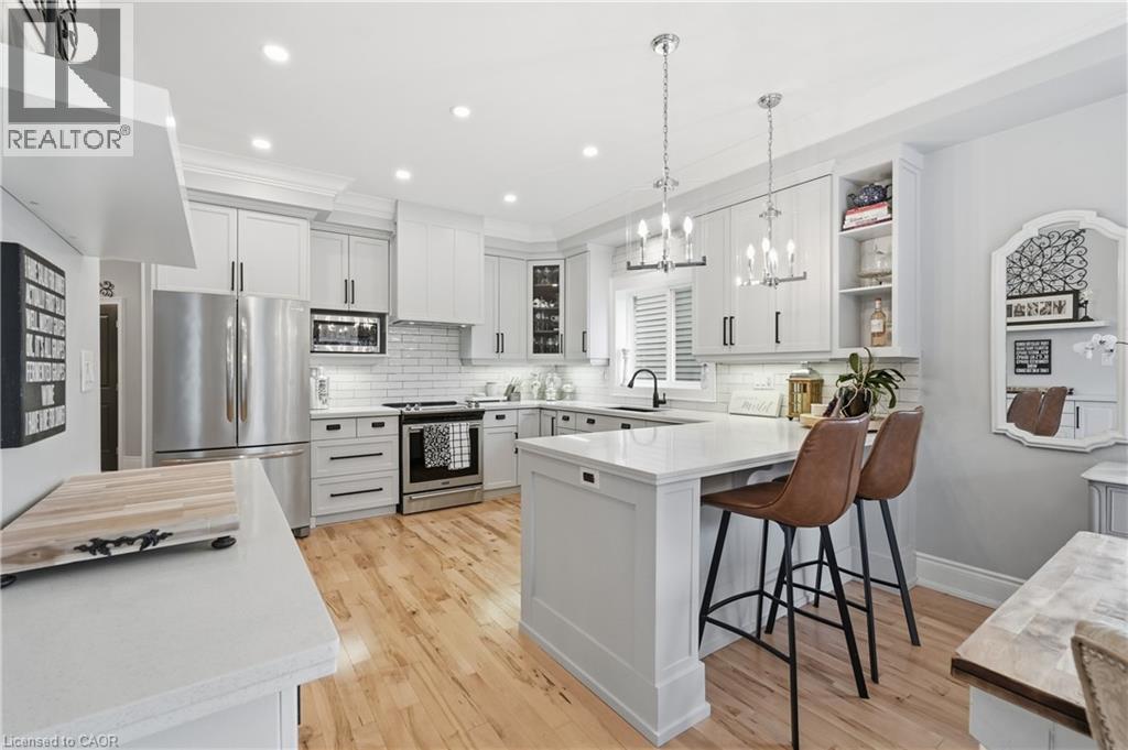 36 Pavilion Drive, Binbrook, ON - Indoor Photo Showing Kitchen With Stainless Steel Kitchen With Upgraded Kitchen