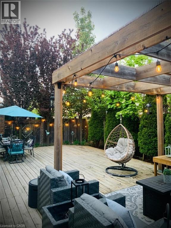 36 Pavilion Drive, Binbrook, ON - Outdoor With Deck Patio Veranda