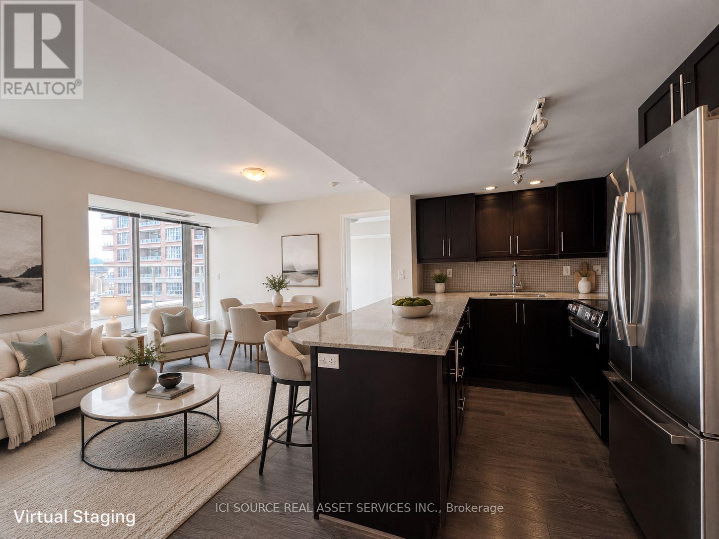 725 - 85 East Liberty Street, Toronto, ON - Indoor Photo Showing Kitchen