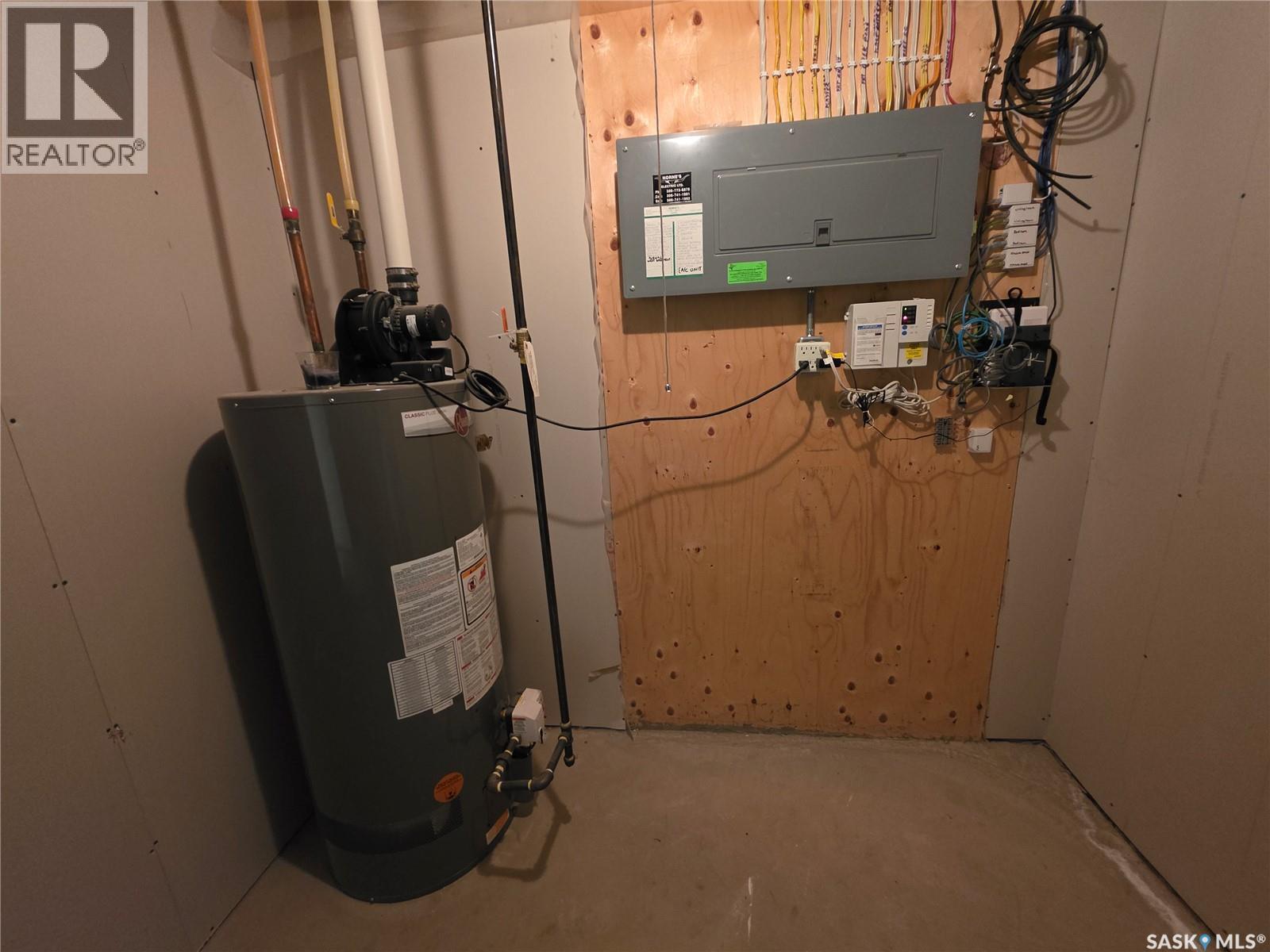 553 Douglas Drive, Swift Current, SK - Indoor Photo Showing Basement