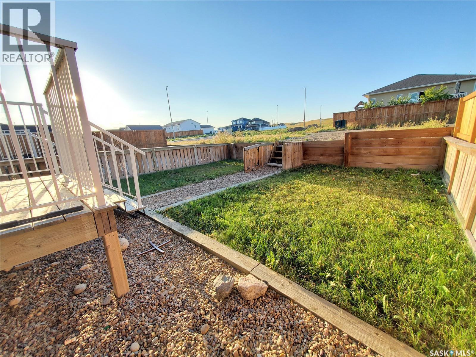 553 Douglas Drive, Swift Current, SK - Outdoor