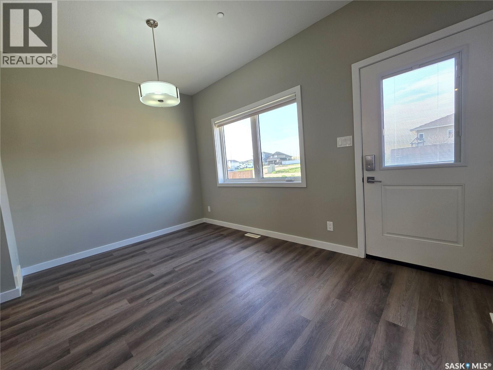 553 Douglas Drive, Swift Current, SK - Indoor Photo Showing Other Room