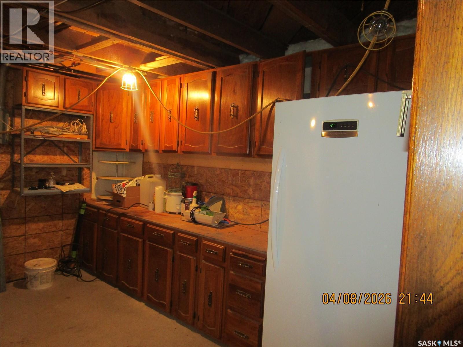 233 4Th Avenue E, Gravelbourg, SK - Indoor Photo Showing Basement