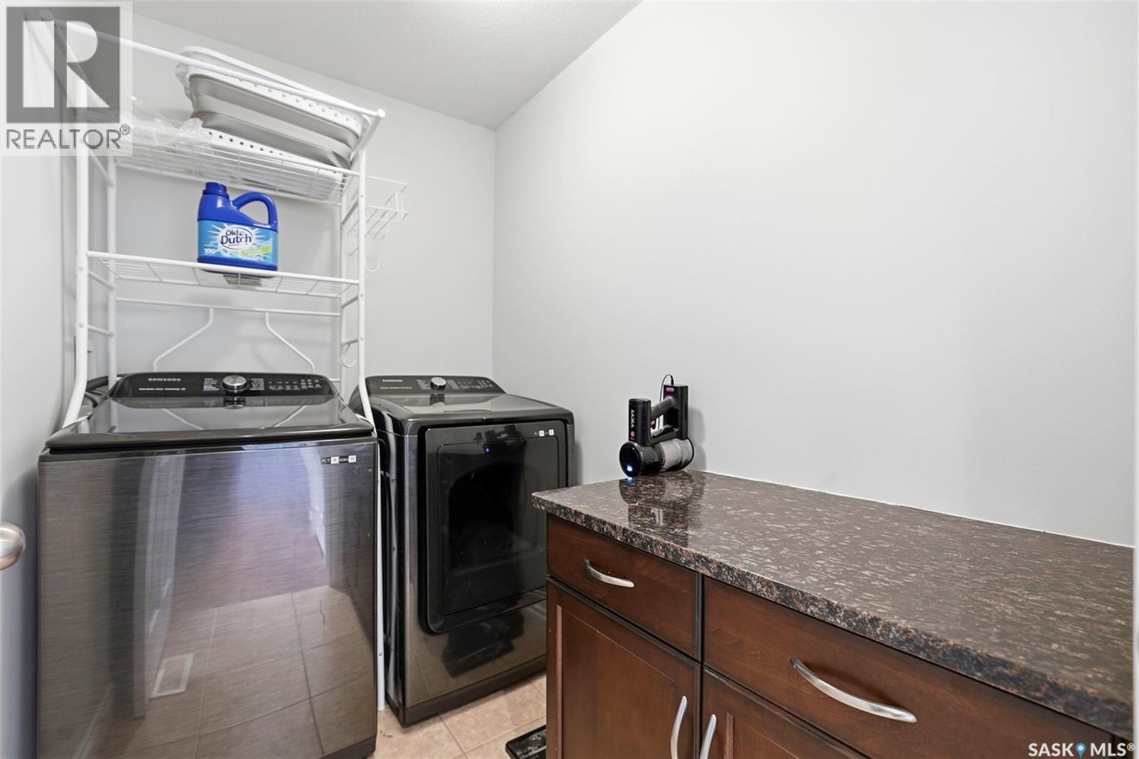 418 Nicklaus Drive, Warman, SK - Indoor Photo Showing Laundry Room