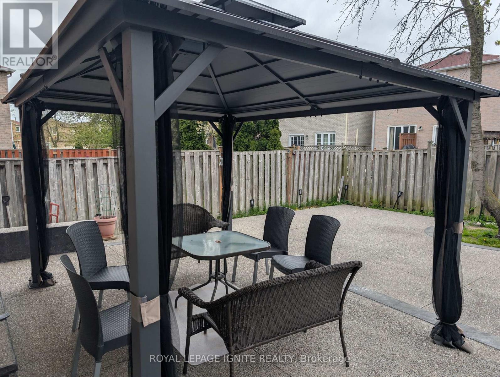 98 Chloe Crescent, Markham, ON - Outdoor With Exterior