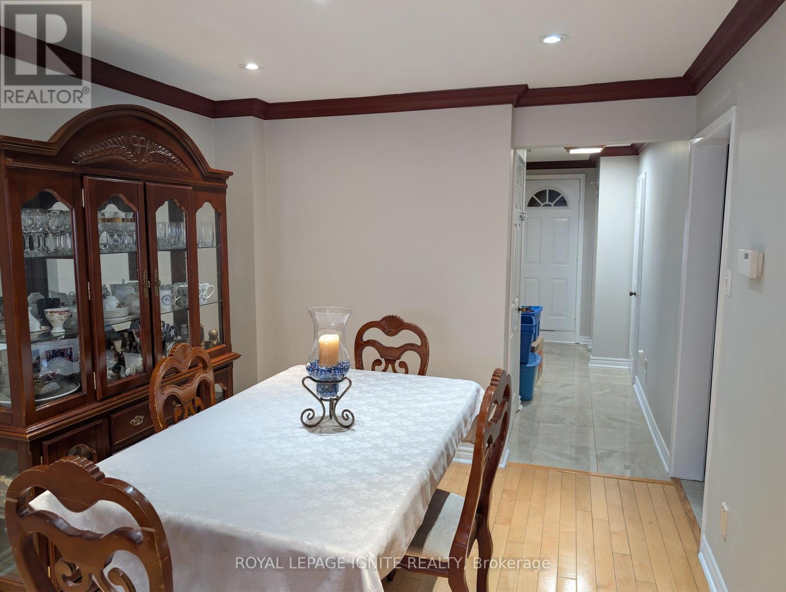 98 Chloe Crescent, Markham, ON - Indoor Photo Showing Dining Room