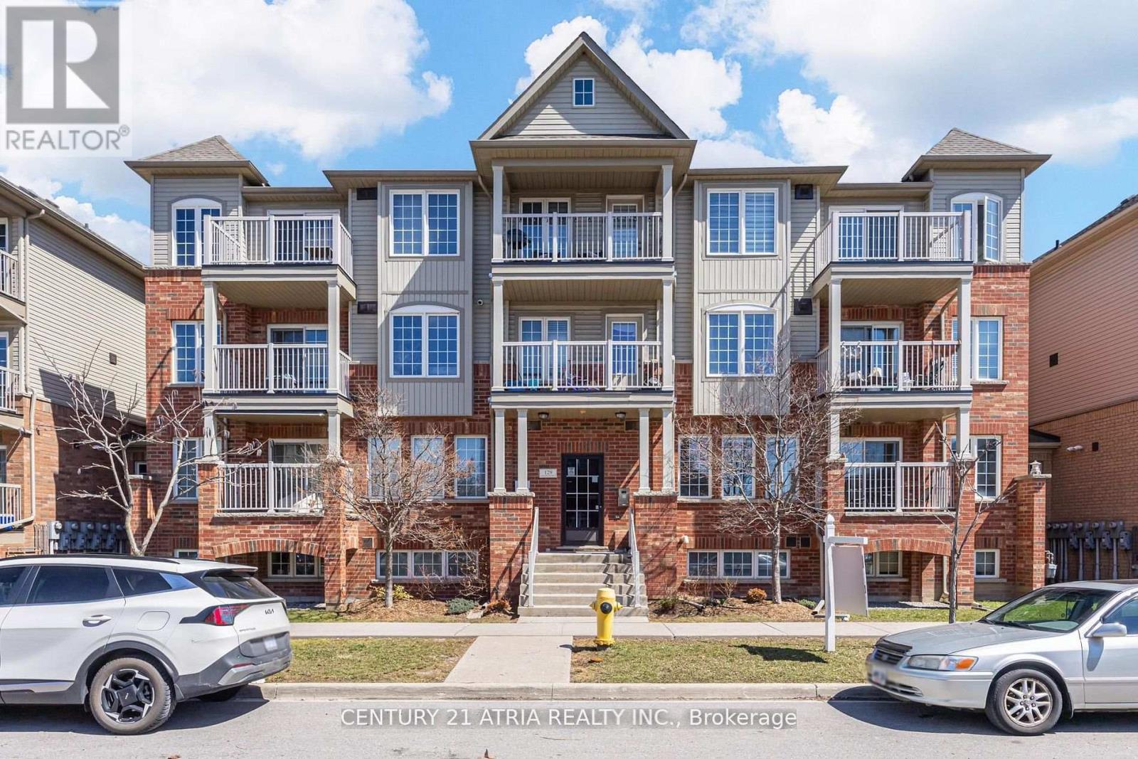 5 - 129 Isaac Devins Boulevard, Toronto, ON - Outdoor With Balcony With Facade