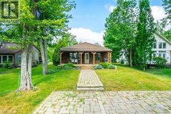 15 PARK LANE Crescent Turkey Point, ON N0E 1T0