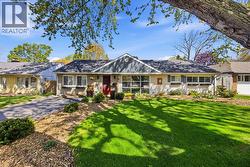 886 MCCAW STREET Sarnia, ON N7V 2X5