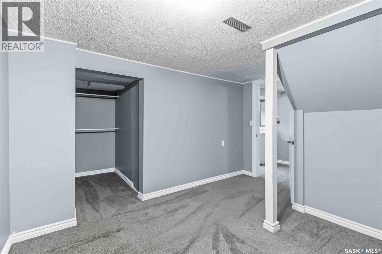 445 U Avenue S, Saskatoon, SK - Indoor Photo Showing Other Room