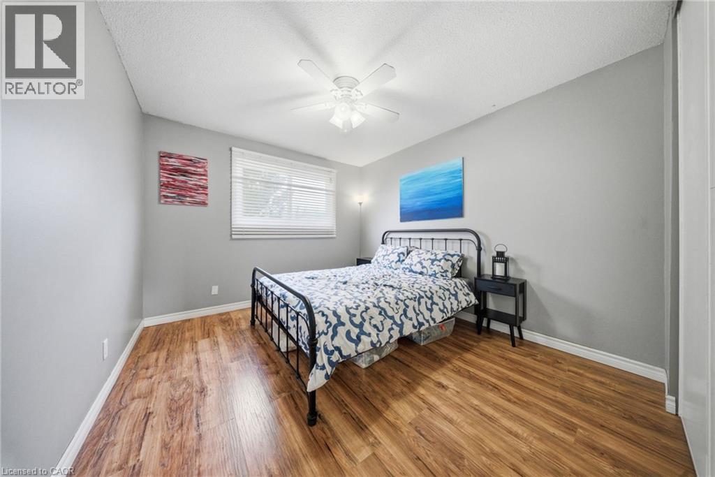 32 Mowat Boulevard Unit# 41, Kitchener, ON - Indoor Photo Showing Bedroom