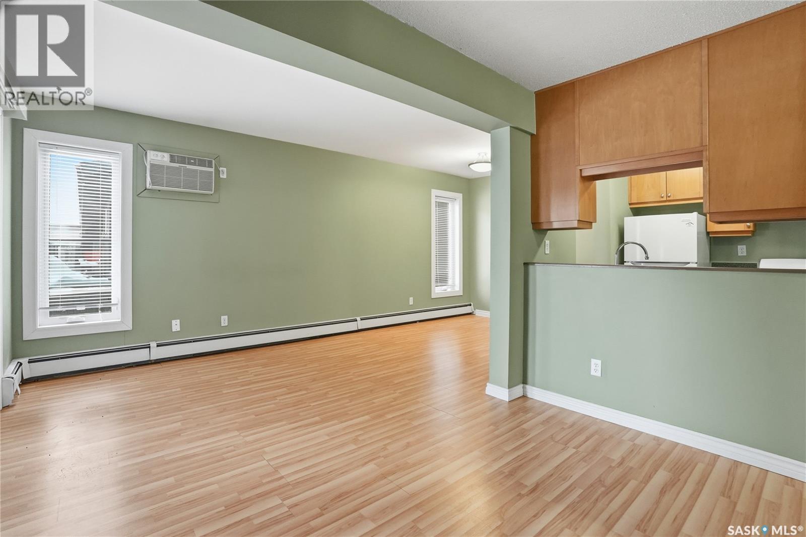 304 431 4Th Avenue N, Saskatoon, SK - Indoor