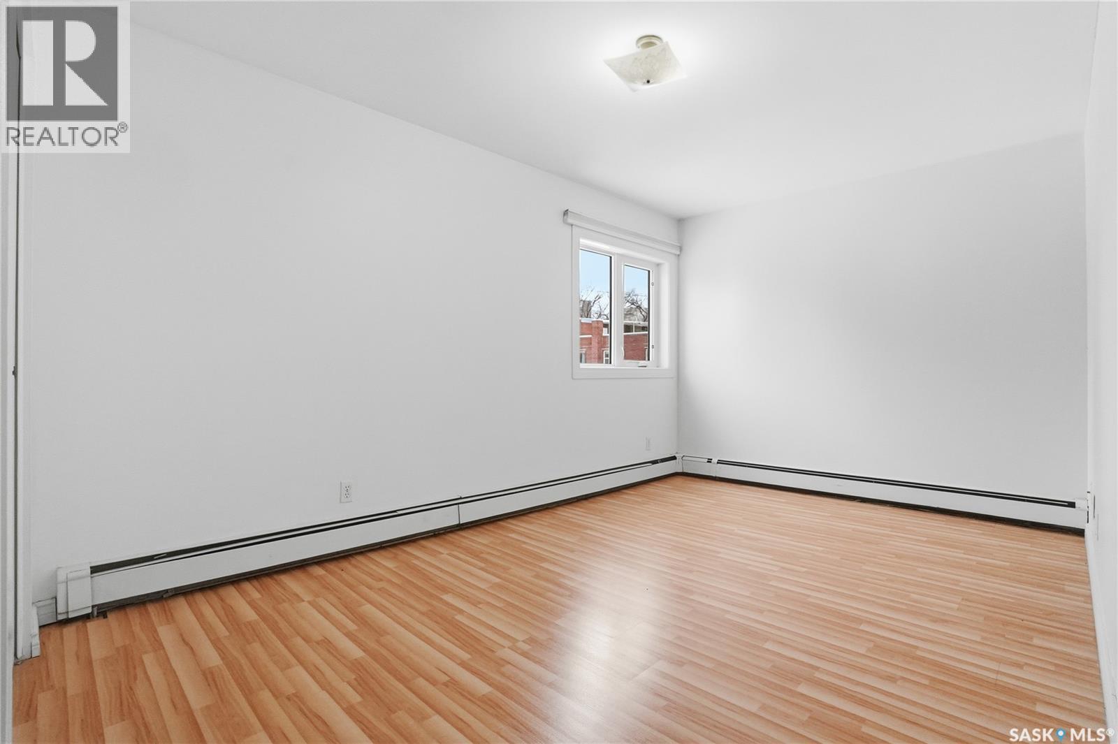 304 431 4Th Avenue N, Saskatoon, SK - Indoor Photo Showing Other Room