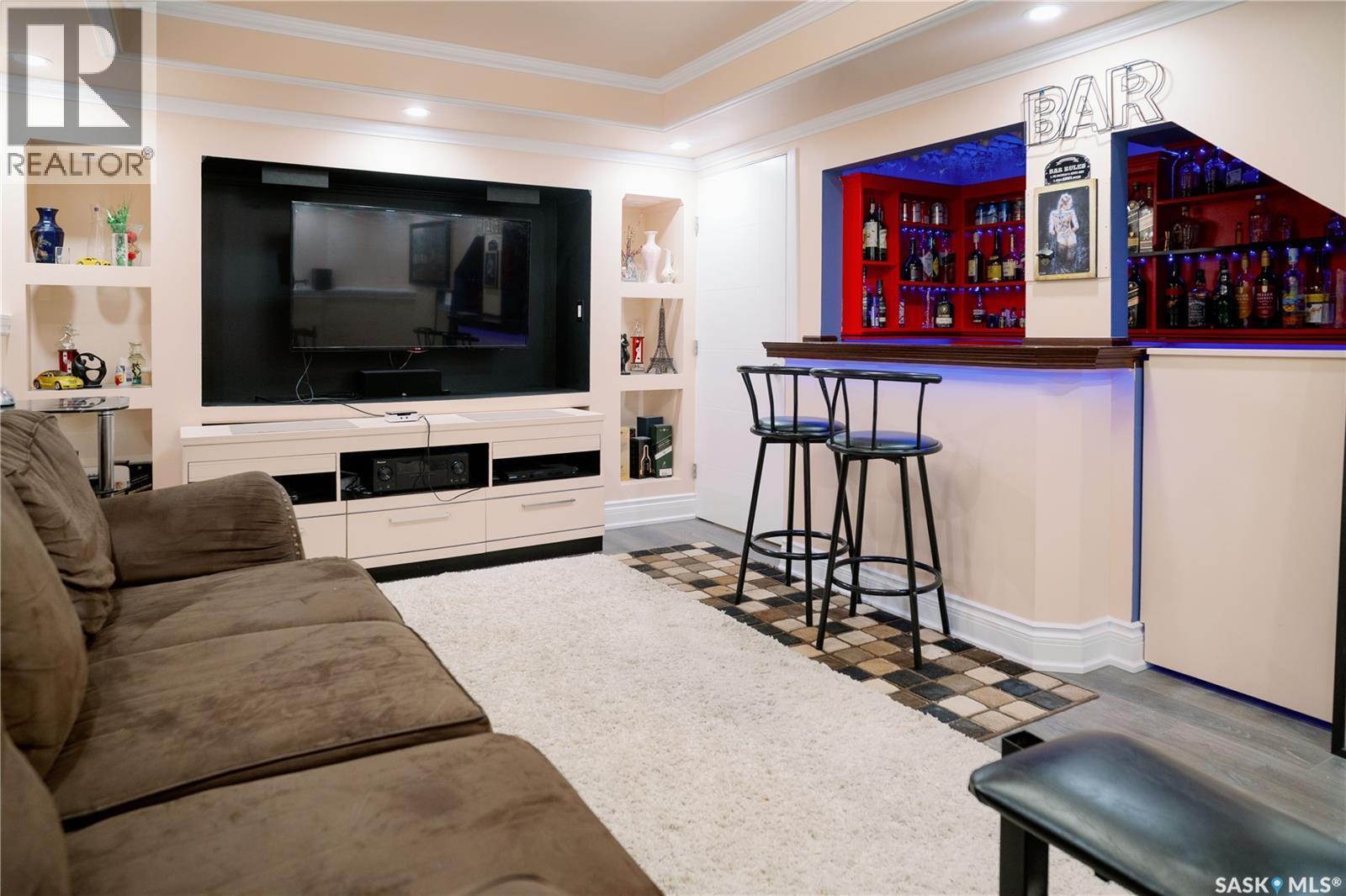 205 Reddekopp Lane, Warman, SK - Indoor