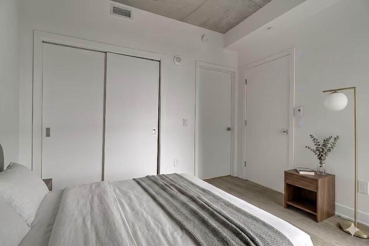 Chambre à coucher - 523-1150 Boul. René-Lévesque E., Montréal (Ville-Marie), QC - Indoor Photo Showing Bedroom