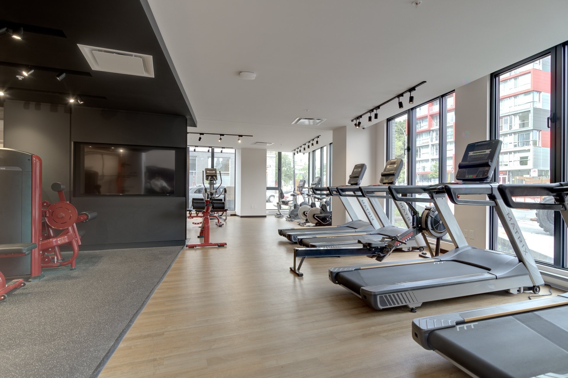 Salle d'exercice - 523-1150 Boul. René-Lévesque E., Montréal (Ville-Marie), QC - Indoor Photo Showing Gym Room
