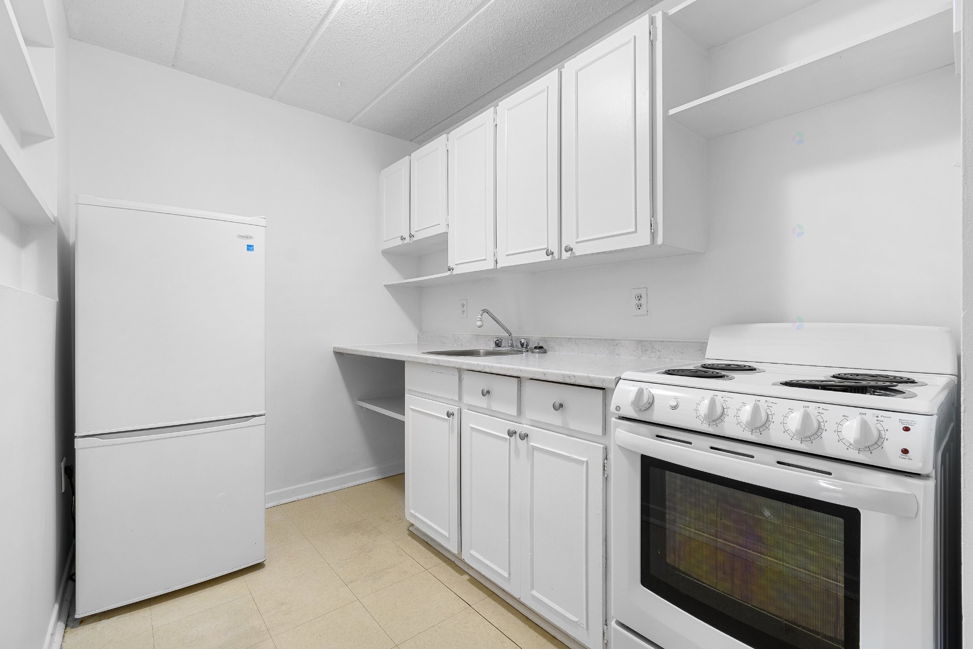 Cuisine - 337-27 Boul. De Lucerne, Gatineau (Aylmer), QC - Indoor Photo Showing Kitchen