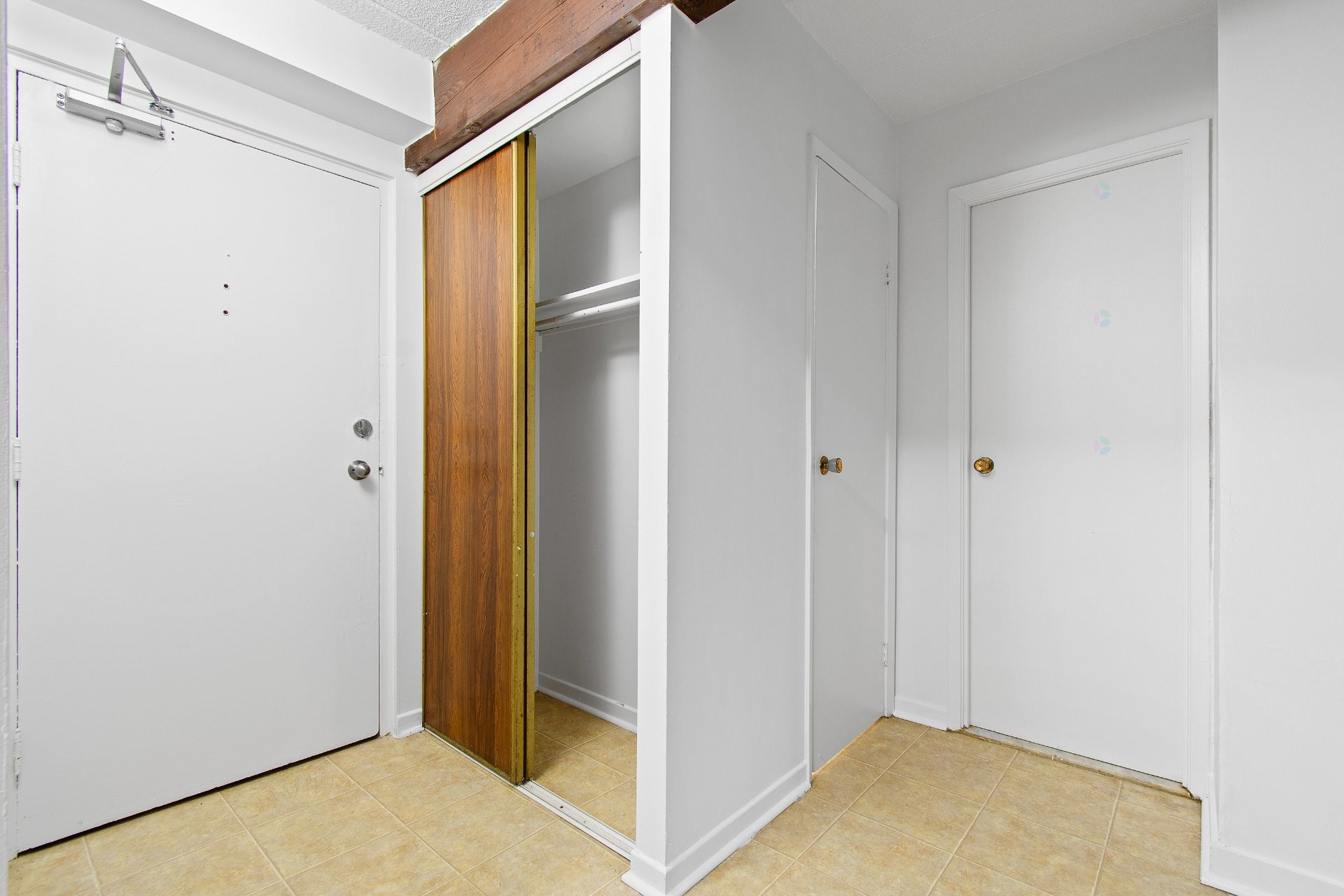 Passageway - 59B-27 Boul. De Lucerne, Gatineau (Aylmer), QC - Indoor Photo Showing Other Room