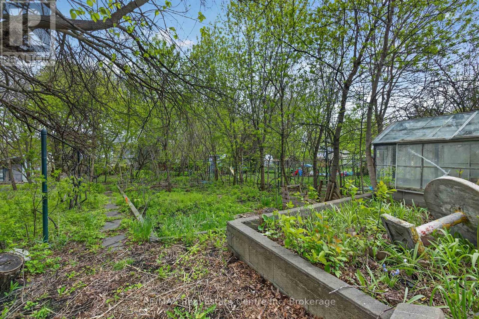 121 Elizabeth Street, Guelph (St. Patrick'S Ward), ON