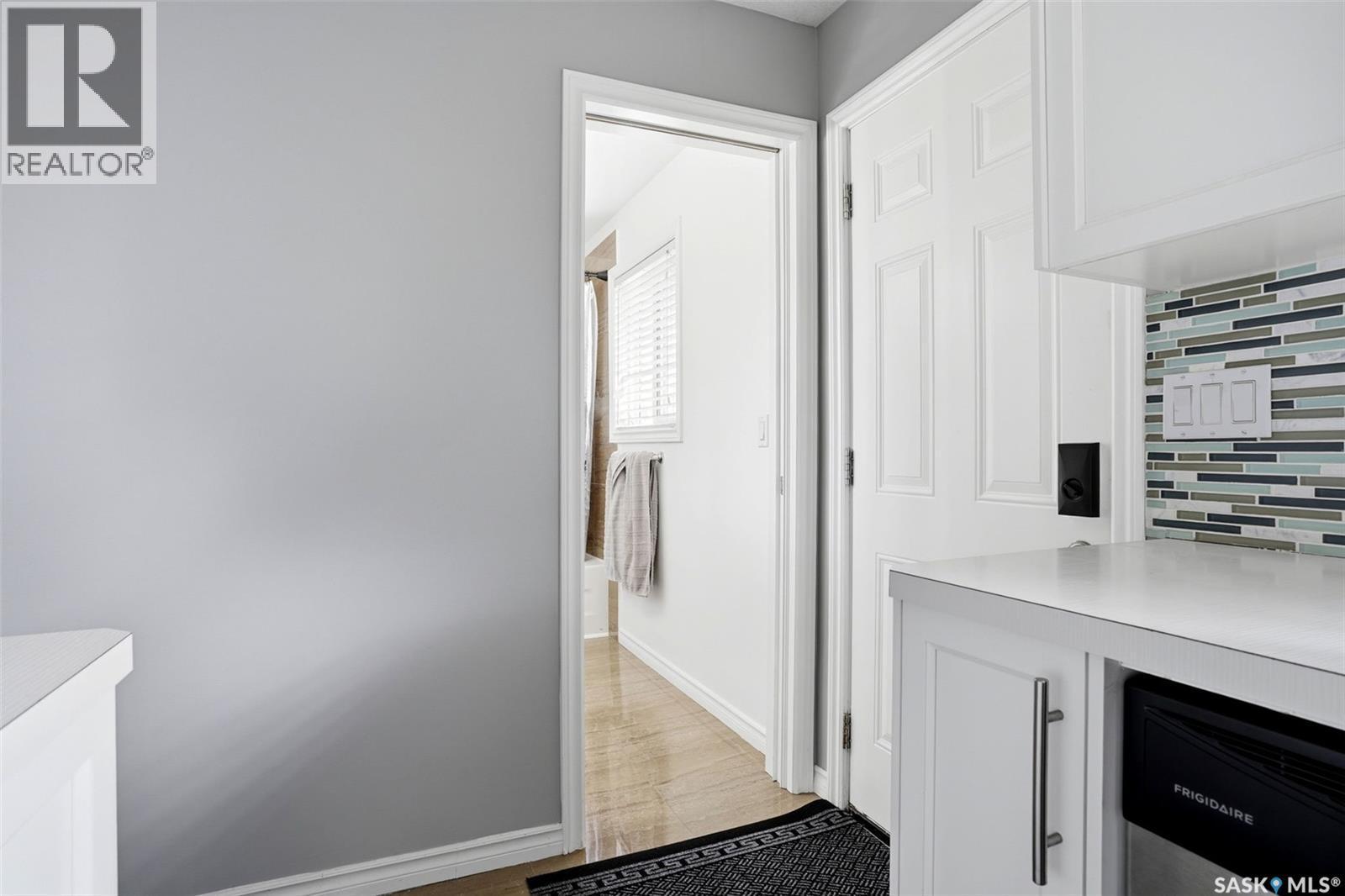 211 Ottawa Street, Regina, SK - Indoor Photo Showing Other Room