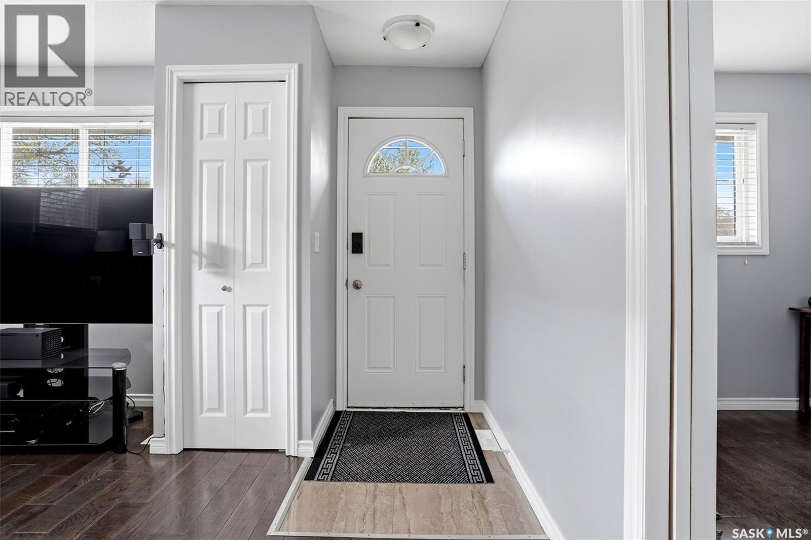 211 Ottawa Street, Regina, SK - Indoor Photo Showing Other Room