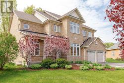 59 KELLS CRESCENT Collingwood, ON L9Y 0A9