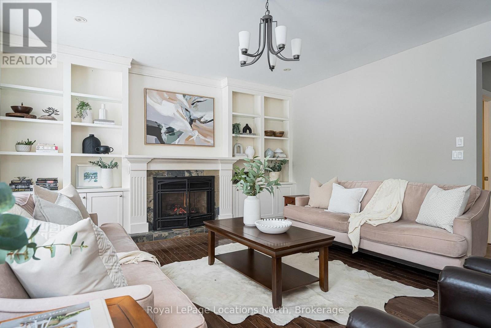 59 Kells Crescent, Collingwood, ON - Indoor Photo Showing Living Room With Fireplace
